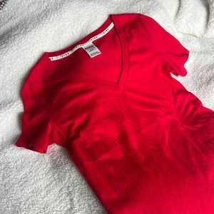 ♥️ PINK Perfect Tee V Neck